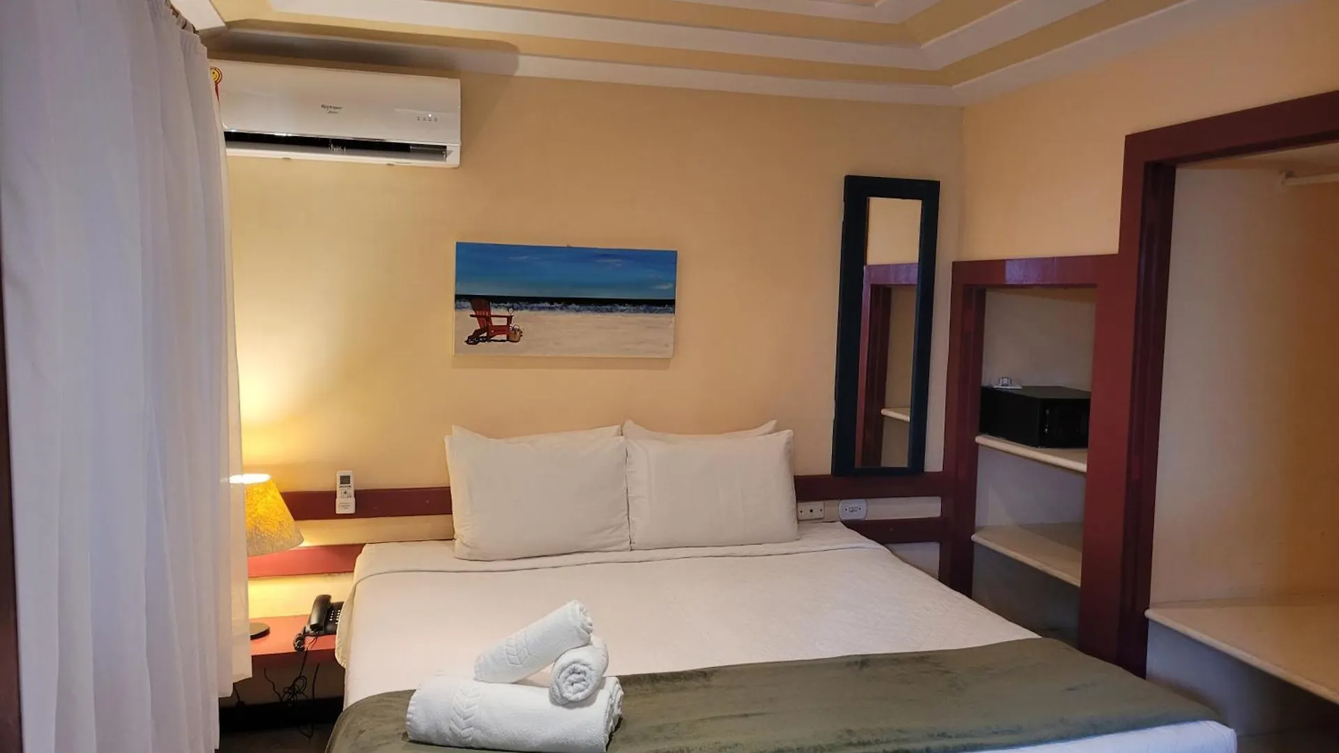 Hotel La Foret & Beach Lounge Armacao dos Buzios